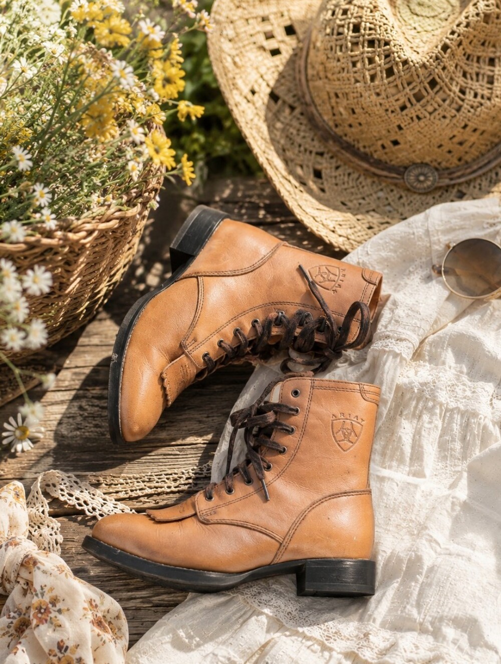 Ariat Tan Leather Lace-Up Boots